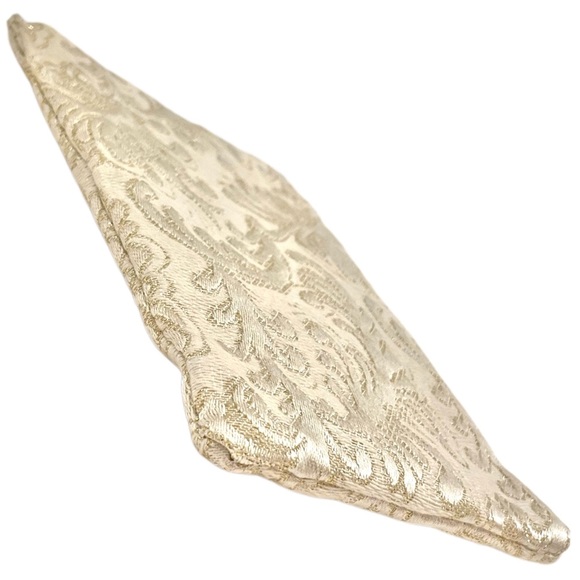 AMRITA SINGH Beijing Eyewear Case Cream/Gold Silk Damask With Box - Picture 6 of 10